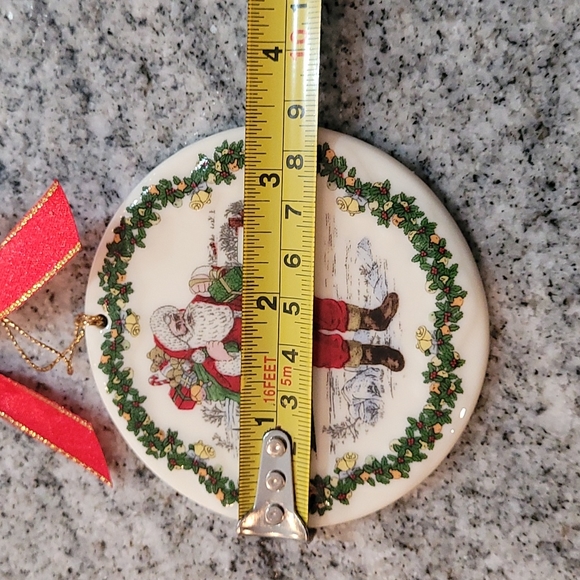 Vintage Spode "American Santa Claus" Christmas Ornament - Picture 7 of 9